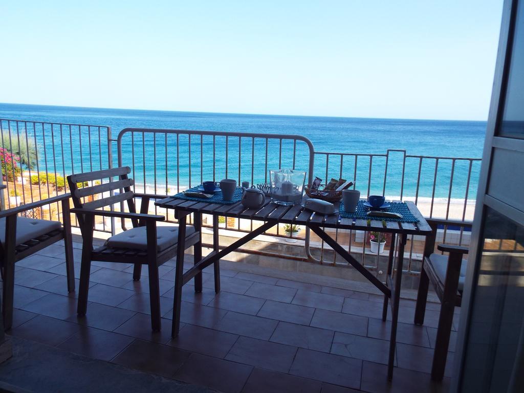 פורצה דרגו Taormina Holidays Residence מראה חיצוני תמונה