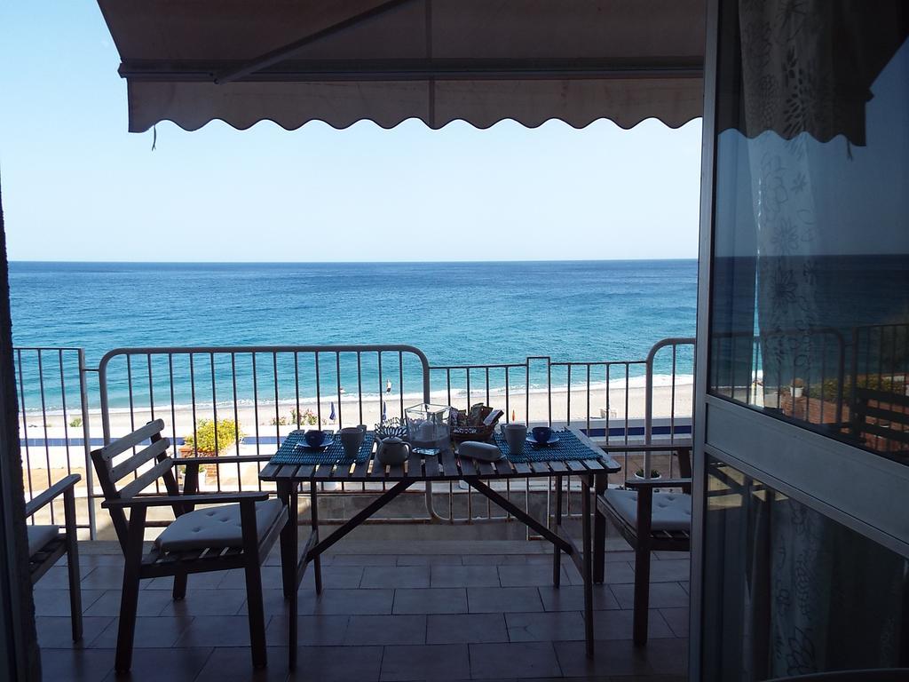 פורצה דרגו Taormina Holidays Residence מראה חיצוני תמונה