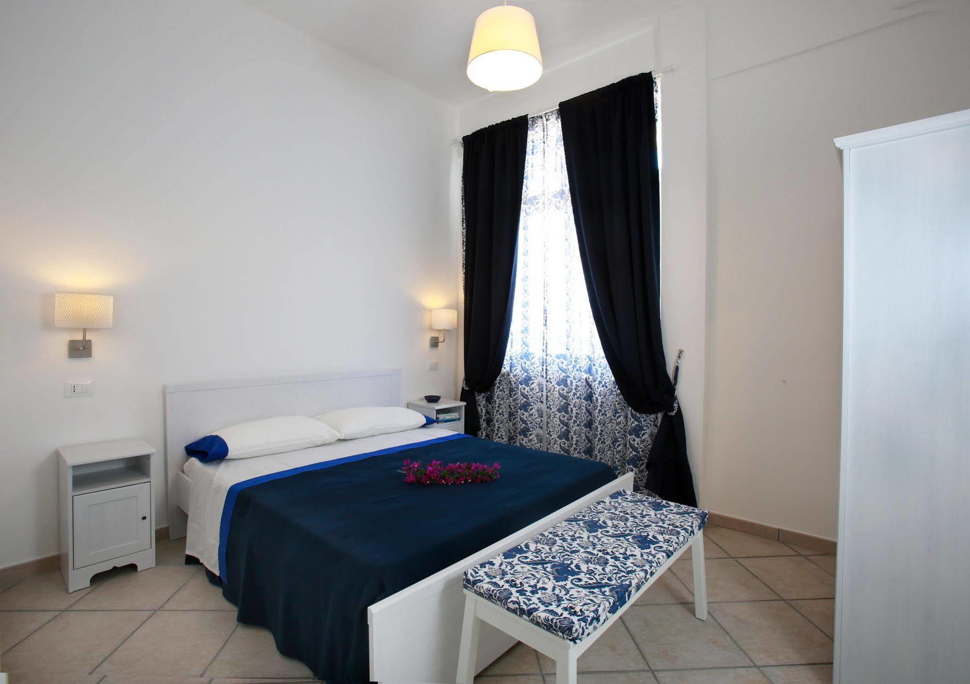 פורצה דרגו Taormina Holidays Residence מראה חיצוני תמונה